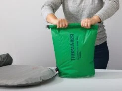 Therm-a-Rest Thermarest BlockerLite Pump Sack -Sea to Summit Solde sac pompe thermarest blockerlite pumpsack 20l 04